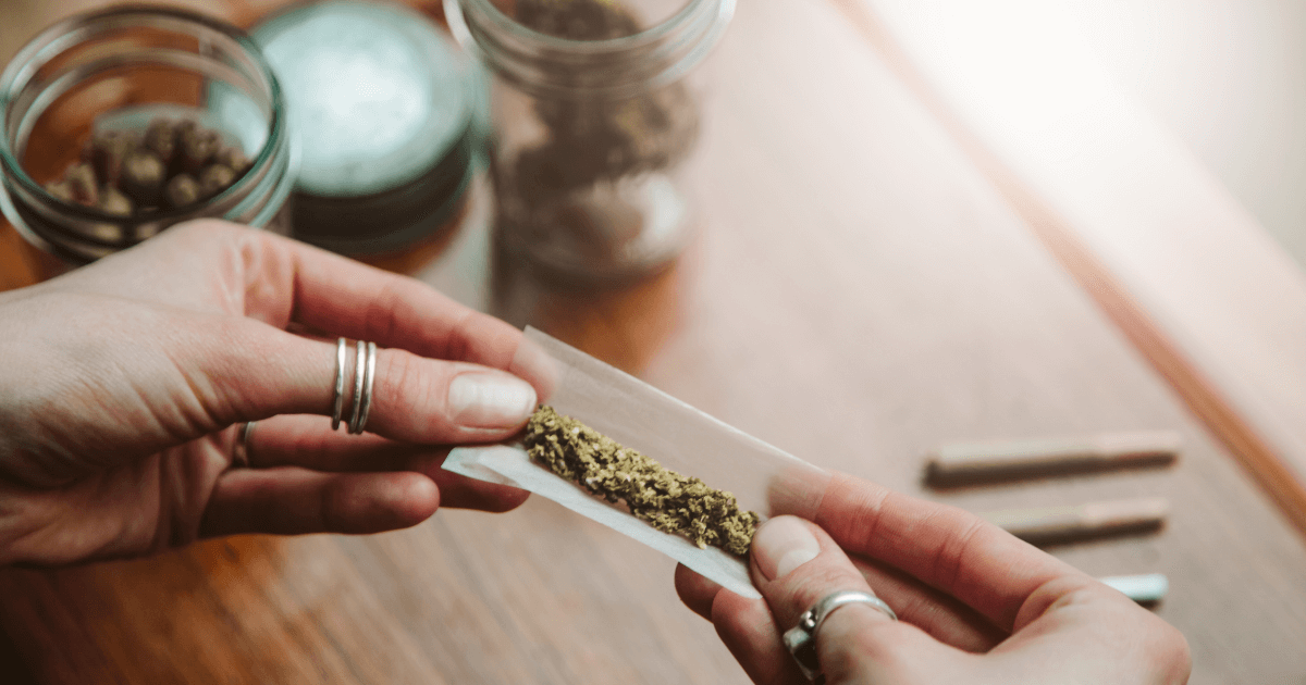 Smoking Cannabis: What Do You Need to Roll A Joint?